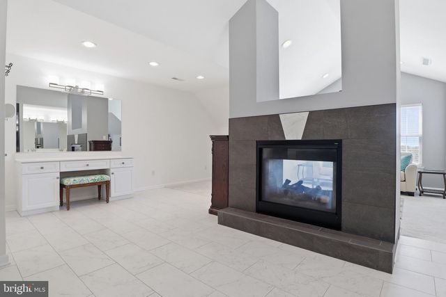6340 HUNTERS RIDGE LN, Stewartstown, PA 17363