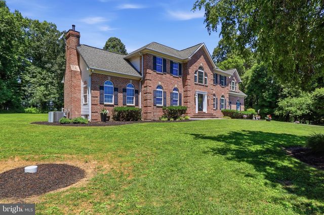 6340 HUNTERS RIDGE LN, Stewartstown, PA 17363