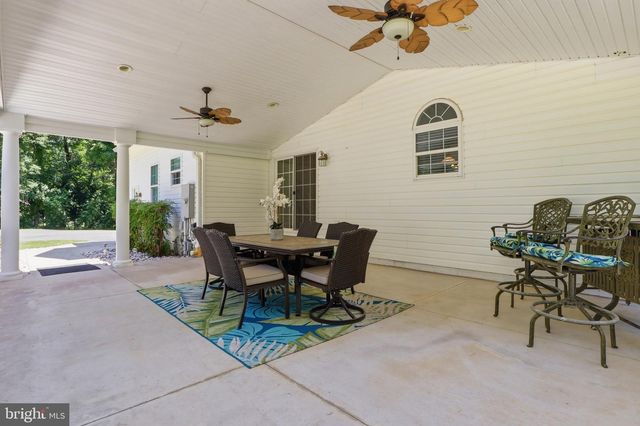 6340 HUNTERS RIDGE LN, Stewartstown, PA 17363