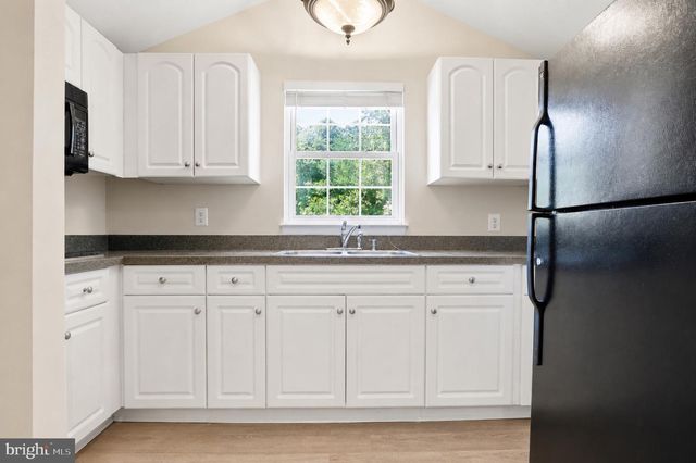 6340 HUNTERS RIDGE LN, Stewartstown, PA 17363
