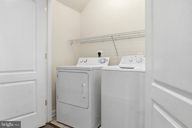 6340 HUNTERS RIDGE LN, Stewartstown, PA 17363