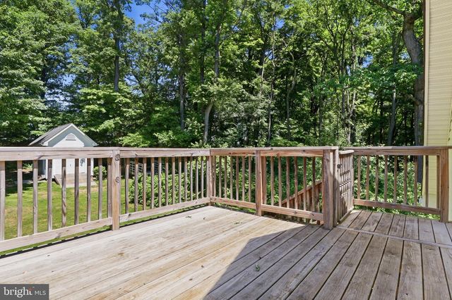 6340 HUNTERS RIDGE LN, Stewartstown, PA 17363