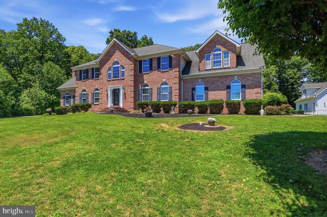 6340 HUNTERS RIDGE LN, Stewartstown, PA 17363