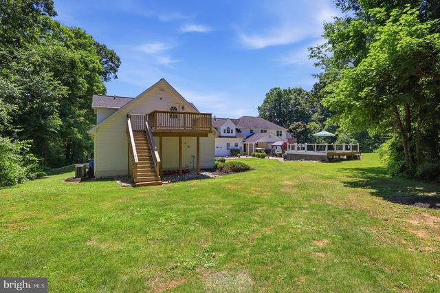 6340 HUNTERS RIDGE LN, Stewartstown, PA 17363