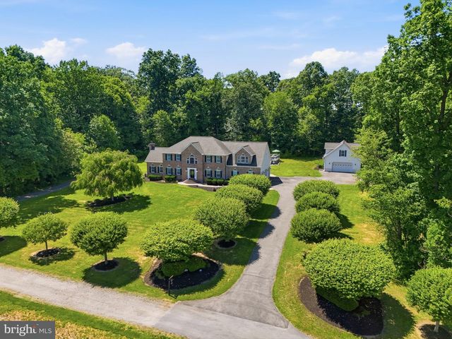 6340 HUNTERS RIDGE LN, Stewartstown, PA 17363