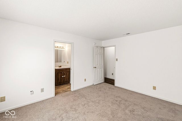 6647 Everbloom Lane, Indianapolis, IN 46217