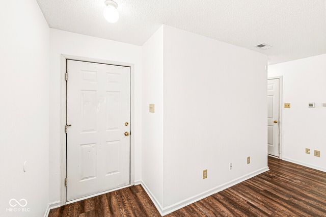 6647 Everbloom Lane, Indianapolis, IN 46217