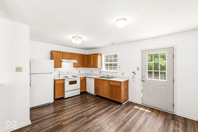 6647 Everbloom Lane, Indianapolis, IN 46217