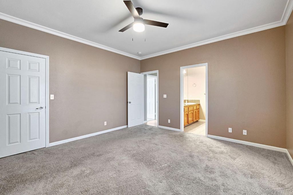Image 20 of property listing at 21466 Forest Glen Road, Madera, CA 93638