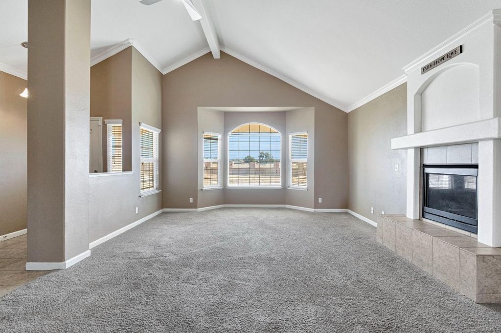 Image 6 of property listing at 21466 Forest Glen Road, Madera, CA 93638