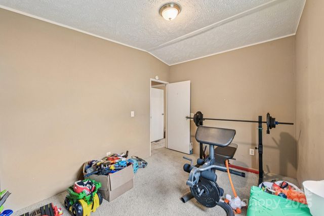 5610 Wildwood Court, Bessemer City, NC 28016