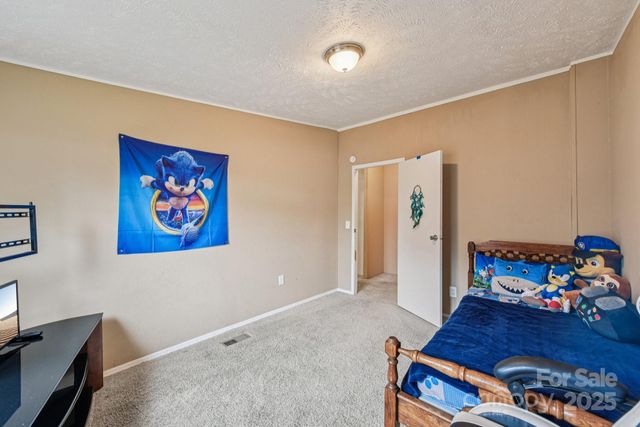 5610 Wildwood Court, Bessemer City, NC 28016