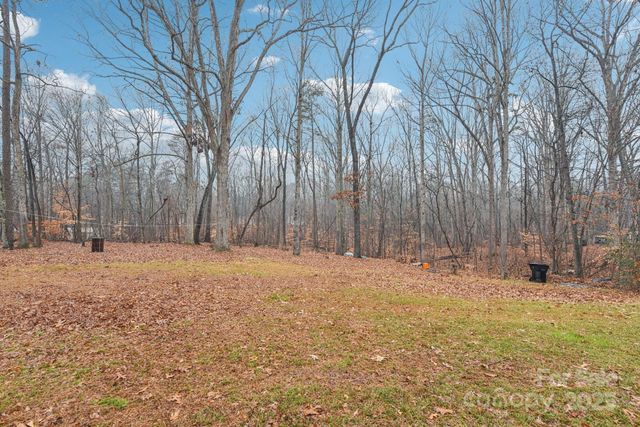 5610 Wildwood Court, Bessemer City, NC 28016