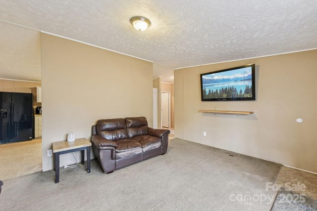 5610 Wildwood Court, Bessemer City, NC 28016