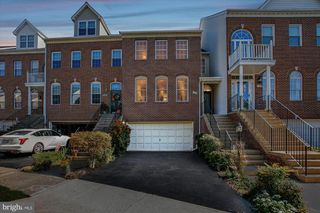 6339 DUNMAN WAY, Alexandria, VA 22315