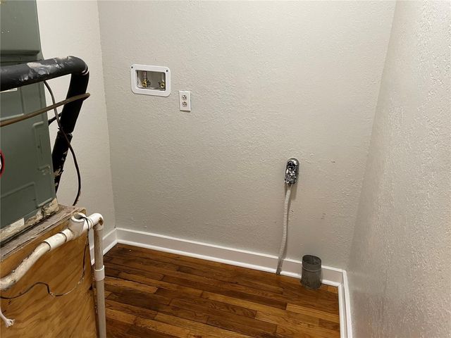 1517 E ELLICOTT STREET, Tampa, FL 33610