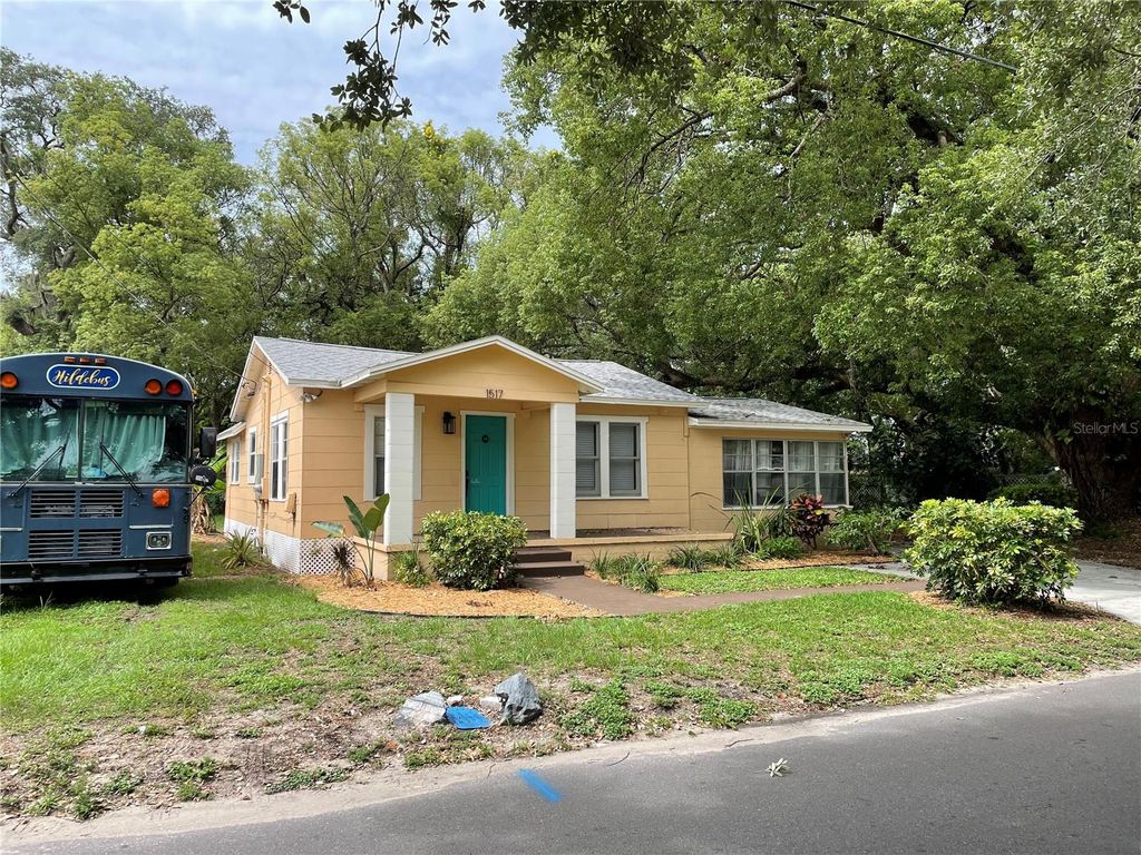 1517 E ELLICOTT STREET, Tampa, FL 33610
