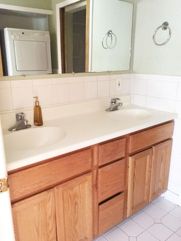 1225 Island Drive 104, Ann Arbor, MI 48105