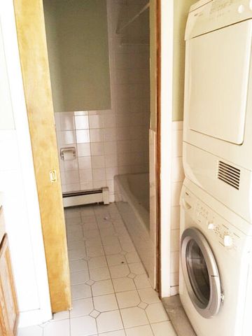 1225 Island Drive 104, Ann Arbor, MI 48105