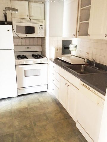 1225 Island Drive 104, Ann Arbor, MI 48105