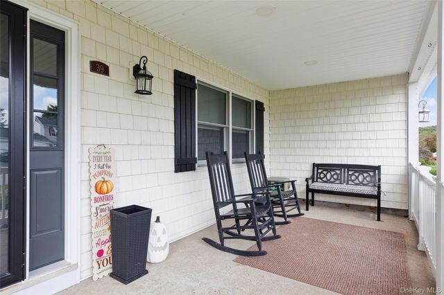 39 Hargrove Drive, Stony Brook, NY 11790