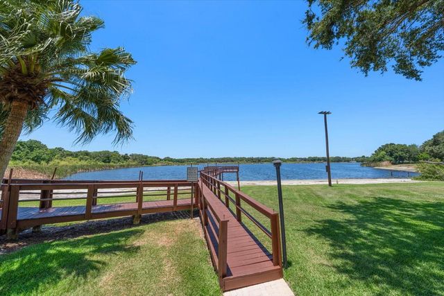 2069 LAKEVIEW DRIVE, Clearwater, FL 33763