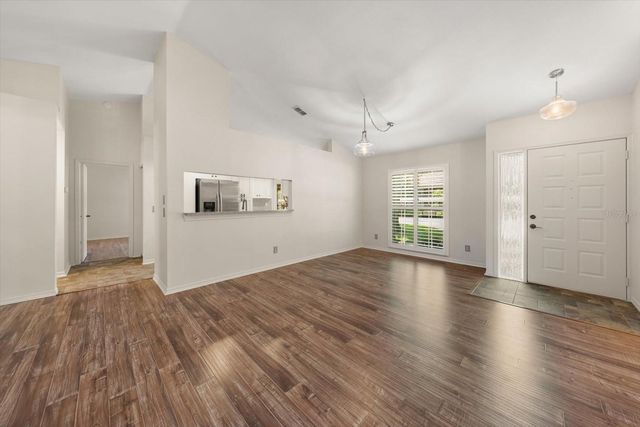 2069 LAKEVIEW DRIVE, Clearwater, FL 33763