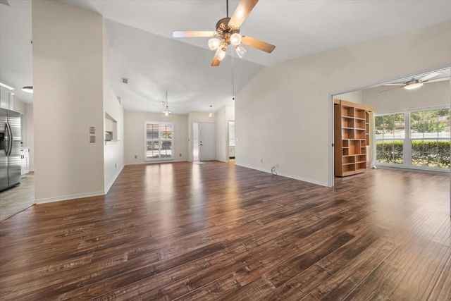 2069 LAKEVIEW DRIVE, Clearwater, FL 33763