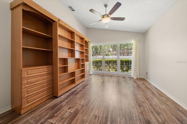 2069 LAKEVIEW DRIVE, Clearwater, FL 33763