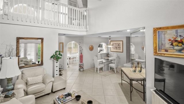 11431 Lakeview Drive 5-C, Coral Springs, FL 33071