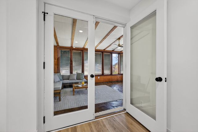 448 Walton Ferry Rd, Hendersonville, TN 37075