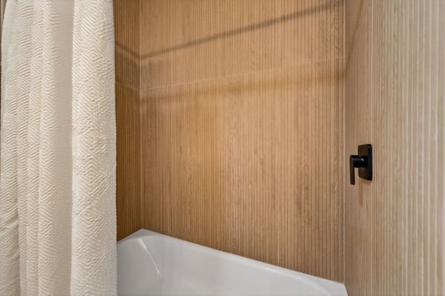 448 Walton Ferry Rd, Hendersonville, TN 37075