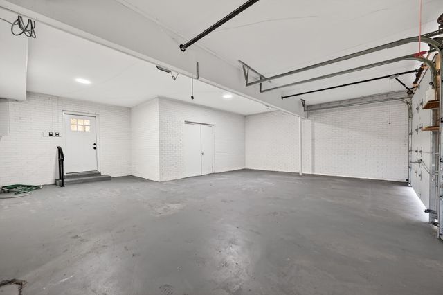 448 Walton Ferry Rd, Hendersonville, TN 37075