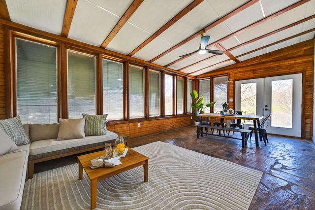 448 Walton Ferry Rd, Hendersonville, TN 37075