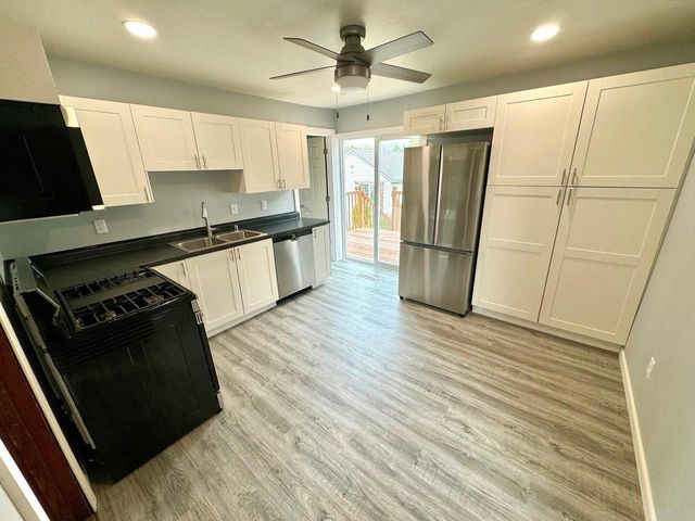 717 N Church STREET, Watertown, WI 53098