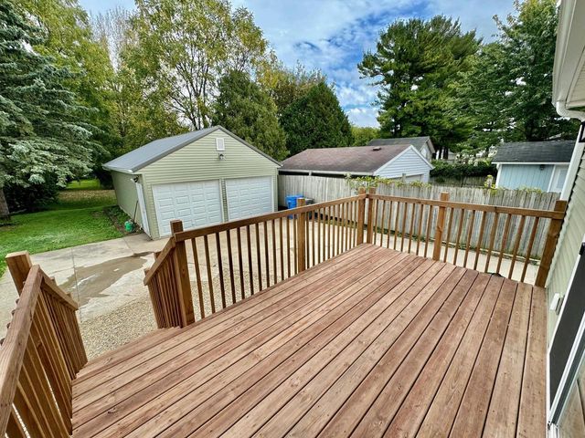 717 N Church STREET, Watertown, WI 53098