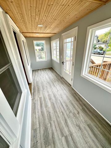 717 N Church STREET, Watertown, WI 53098