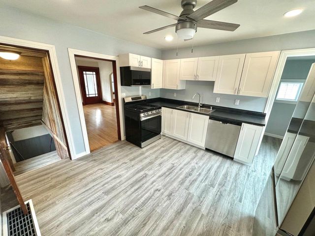 717 N Church STREET, Watertown, WI 53098