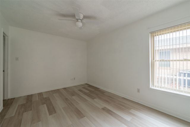 913 Foley Avenue, Iowa Park, TX 76367