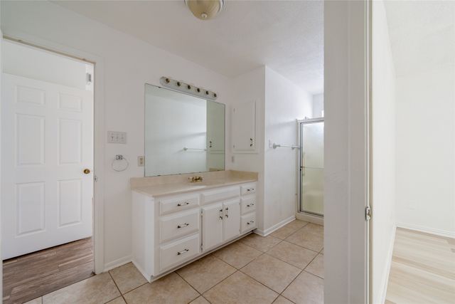 913 Foley Avenue, Iowa Park, TX 76367