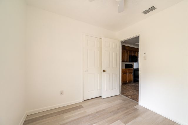 913 Foley Avenue, Iowa Park, TX 76367