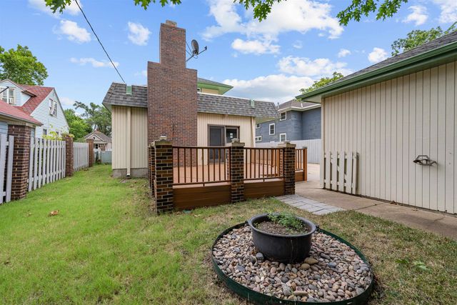 748 S 5th St, Salina, KS 67401