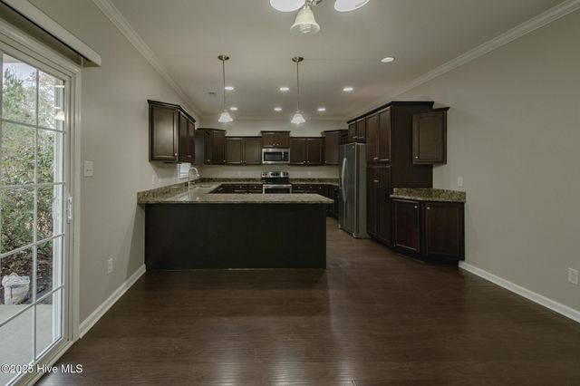 809 Solomon Drive, Jacksonville, NC 28546