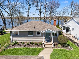 3504 Loon Lake Court, Fenton Charter Township, MI 48451