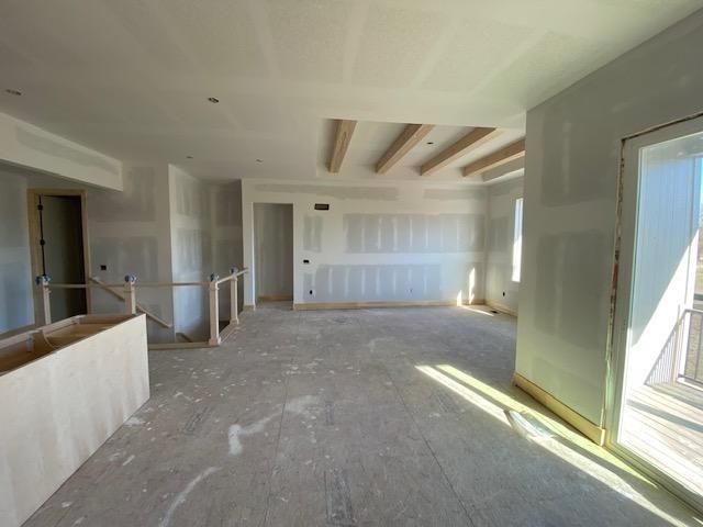 20623 Skyview Lane, Spring Hill, KS 66083