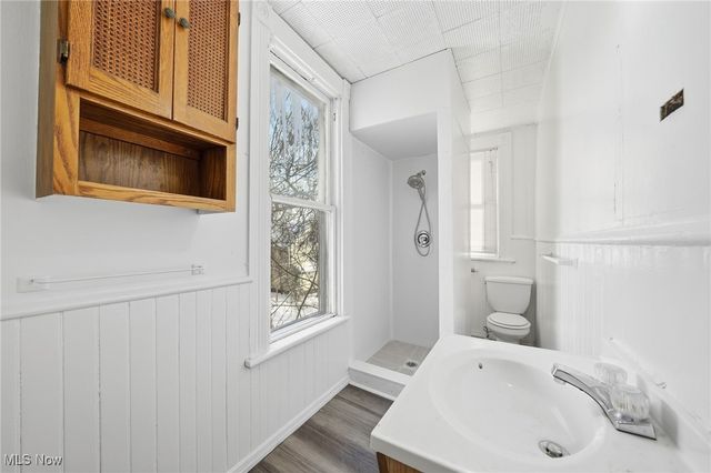 604 E Buchtel Avenue, Akron, OH 44304