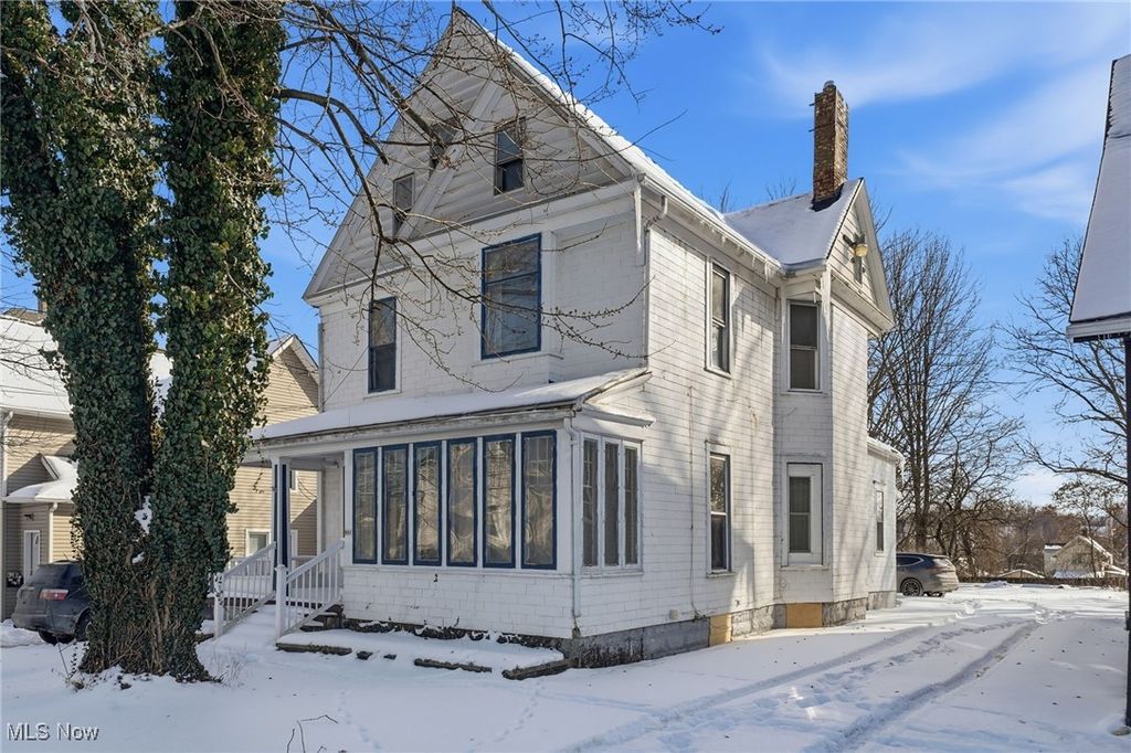 604 E Buchtel Avenue, Akron, OH 44304