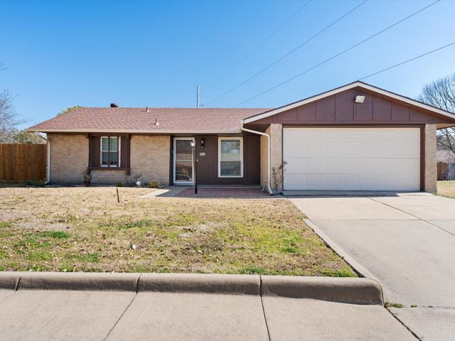 5014 Palomino Lane, Garland, TX 75043