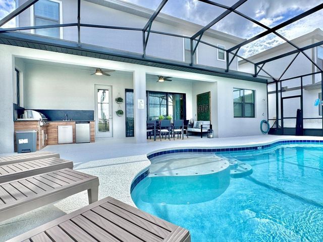 10012 VOYAGER WAY, Orlando, FL 32821