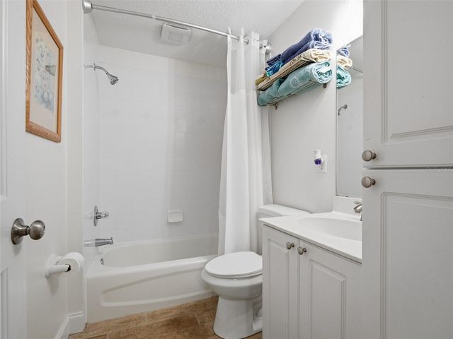 1004 W 7TH STREET, New Smyrna Beach, FL 32168